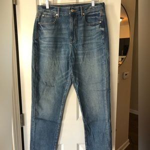 American Eagle Mom Jeans